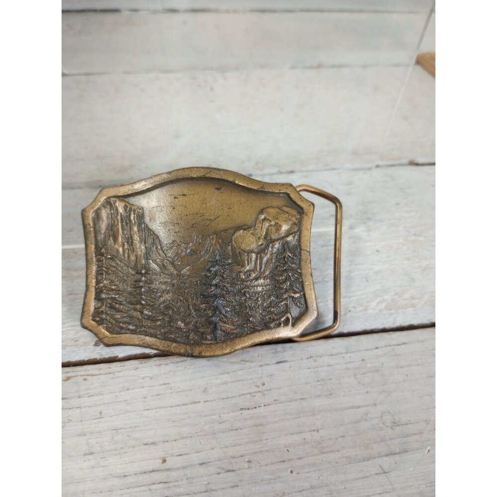 1977 Yosemite National Park Belt Buckle Indiana Metal Craft Heavy Vintage Brass